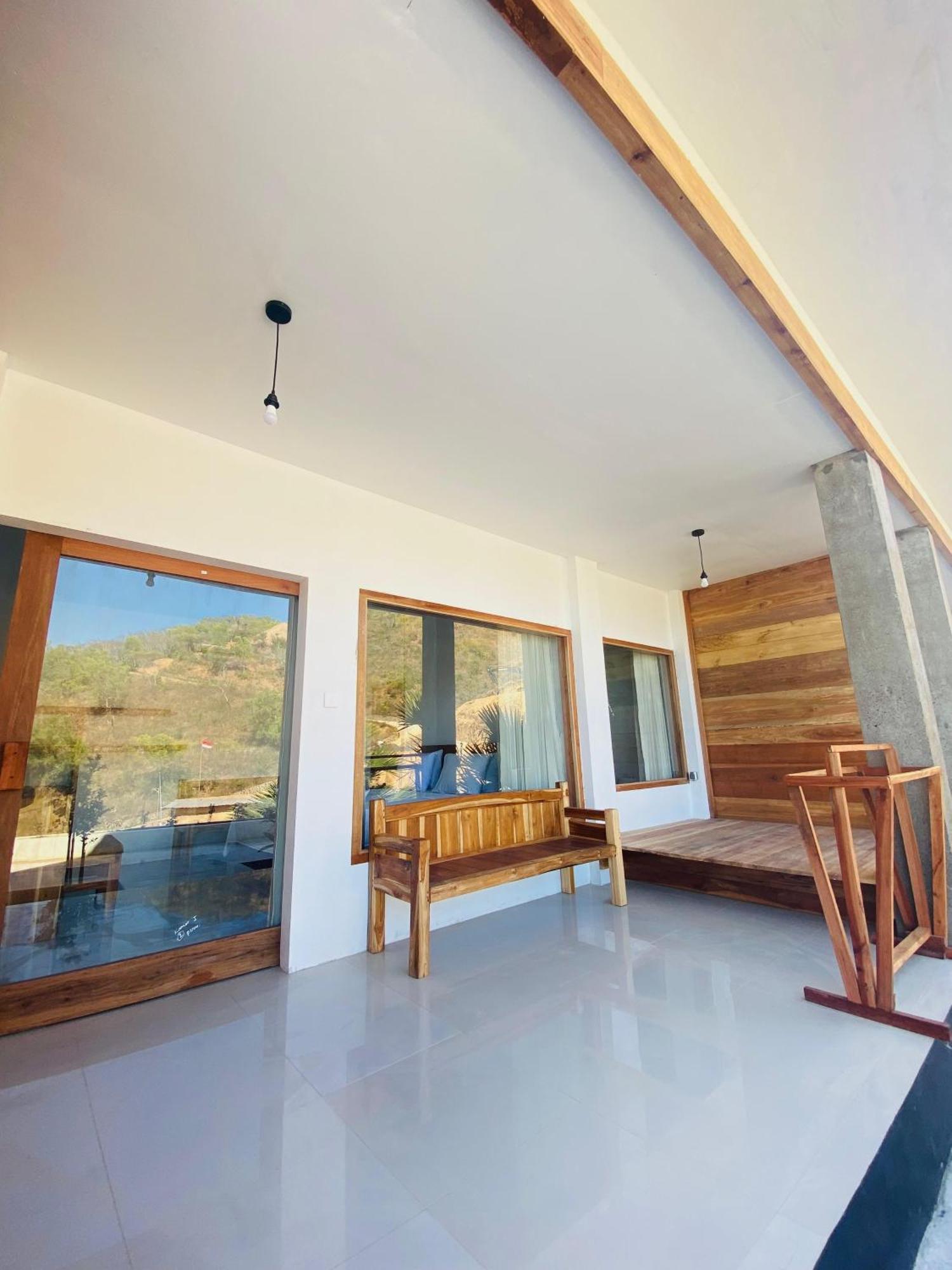 ホテル Sky Mountain Views Kuta  エクステリア 写真