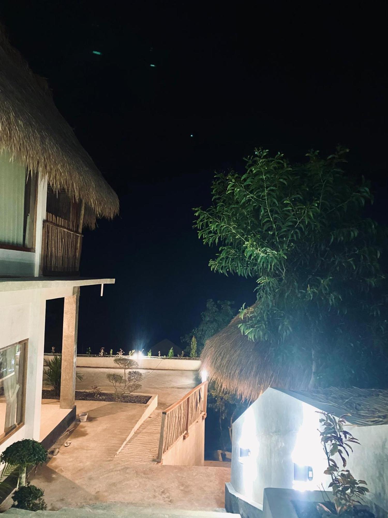 ホテル Sky Mountain Views Kuta  エクステリア 写真